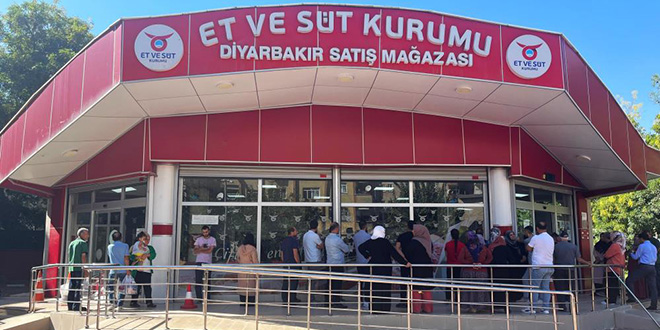 Diyarbakır'da Et ve Süt Kurumu'nda ucuz et sırası