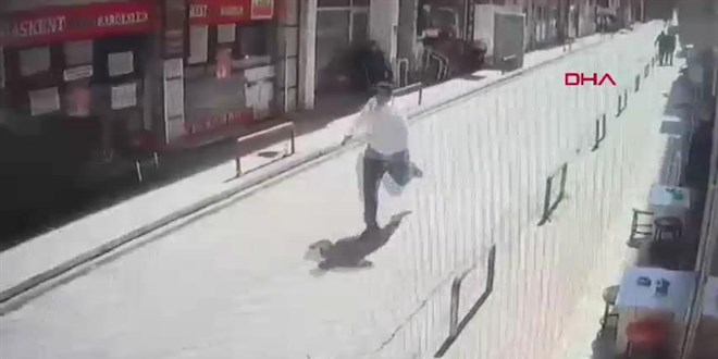 Kız kardeşini kaçıran kuzeni ile kahvede oturan kişiyi tabancayla vurdu