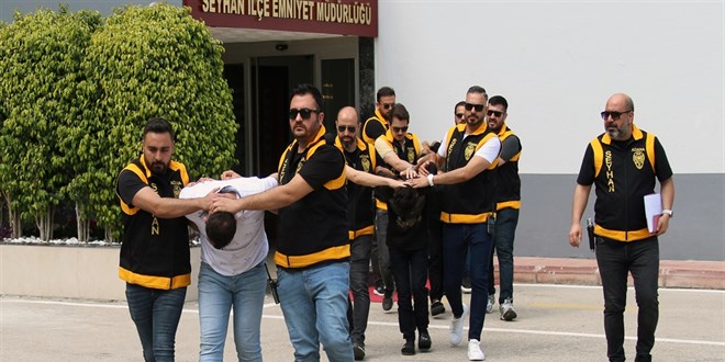 İş insanı, sevgili tuzağıyla dövülüp, parası gasbedildi