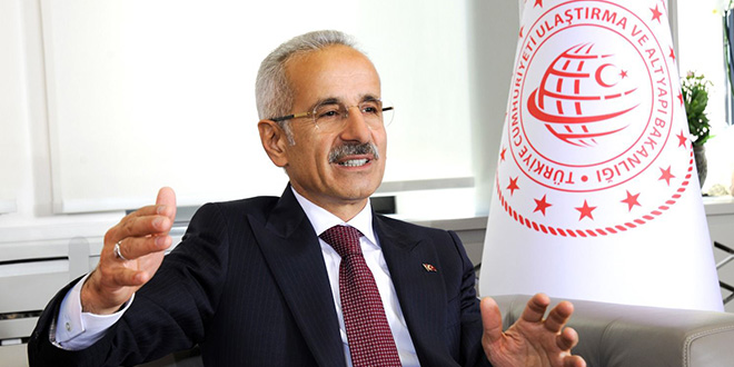 Bakan Uraloğlu: İran ve Irak'ta 11 Türk Uçağı Kaldı