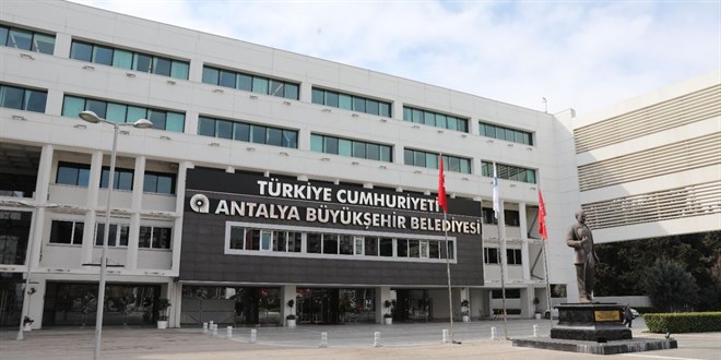 Antalya Büyükşehir Belediyesi'ne rüşvet operasyonu: 17 gözaltı