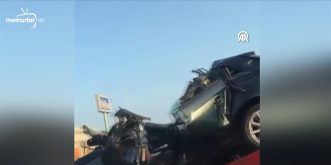 T�ra �arpan otomobildeki ni�anl� �ift hayat�n� kaybetti