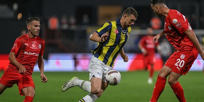 Fenerbah�e galibiyet serisini 19'a ��kard�