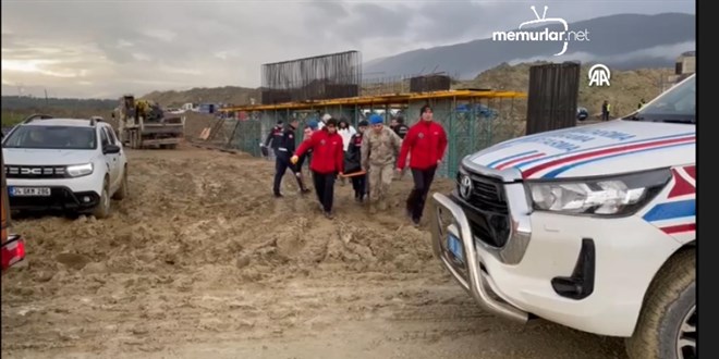 Otomobil, viyad�k i�in a��lan temel �ukuruna d��t�: 3 �l�