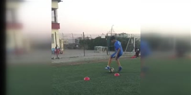 Batmanl� gencin �ngiltere Premier Lig'e uzanan ba�ar� hikayesi