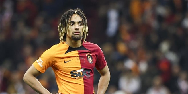 Galatasaray, Sacha Boey'u rekor bedelle Bayern M�nih'e g�nderdi