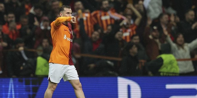 UEFA se�ti: En g�zel gol Kerem Akt�rko�lu'nun