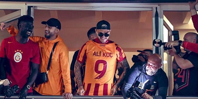 Mauro Icardi, kutlamalarda Ali Ko� formas� giydi!