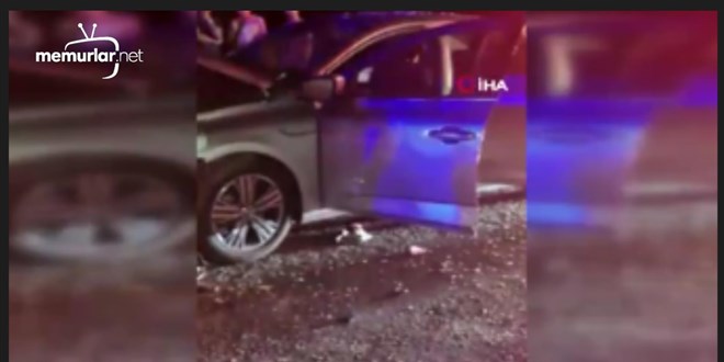 Feci kaza! �ki otomobil kafa kafaya �arp��t�: 3 �l�, 10 yaral�