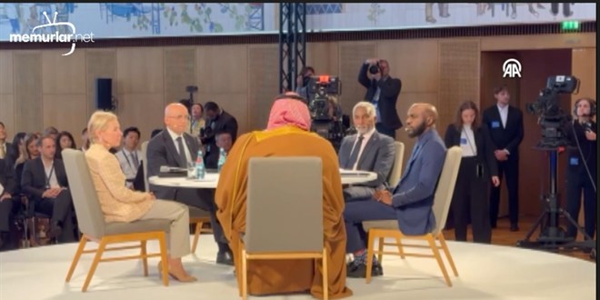 Bakan �im�ek'ten 'i� yapmaya ve diyalo�a a����z' mesaj�