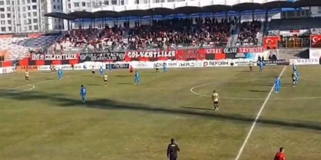 Yurdum insan�ndan futbol tarihine ge�en bir ilk!