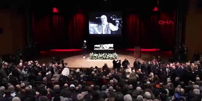 Sanat�� Edip Akbayram i�in Cemal Re�it Rey'de t�ren d�zenlendi