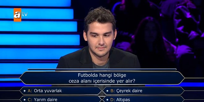 Futbolda hangi blge ceza alan ierisinde yer alr?