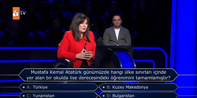 Mustafa Kemal Atat�rk lise derecesindeki ��renimini hangi yerde tamamlam��t�r?