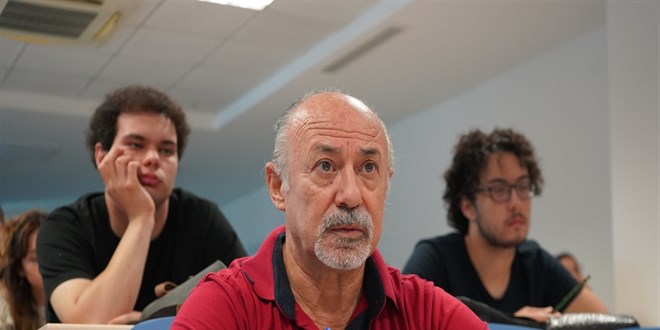 63 ya��nda yeniden �niversite ��rencisi