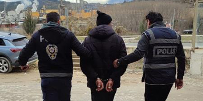 Okul m�d�r yard�mc�s�n� darp eden b�fe i�letmecisi tutukland�