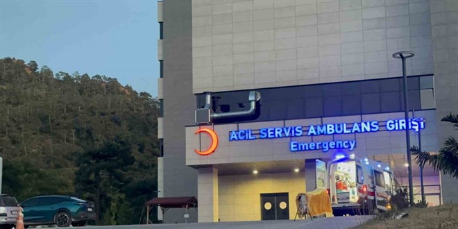 Mu�la'da tekne batt�: 1 �l�, 1'i a��r 4 yaral�