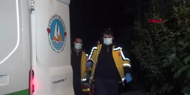 Emekli ��retmen evinde �l� bulundu