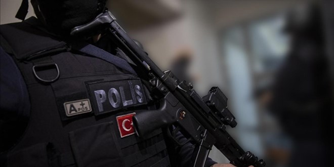 �stanbul merkezli MLKP operasyonunda 77 ��pheli tutukland�