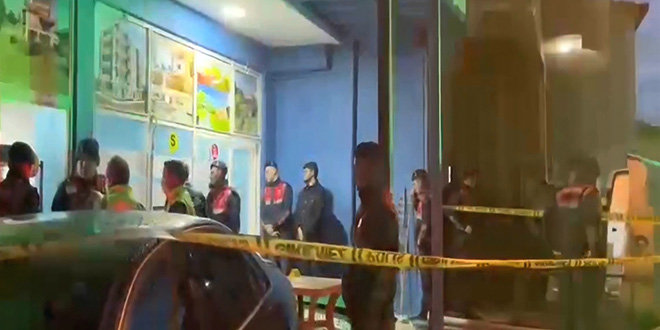 Emekli polis �nce e�ini, sonra emlak��y� �ld�rd�