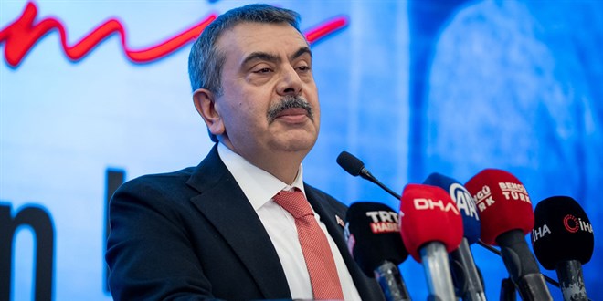 Bakan Tekin: Yapt���m�z �eylerin i�erisinde ayr��t�r�c� hi�bir �ey yok