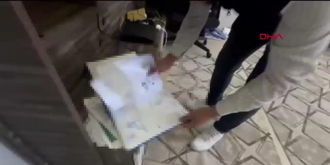 Sahte belgelerle ikamet izni d�zenleyen �rg�te operasyon: 13 g�zalt�