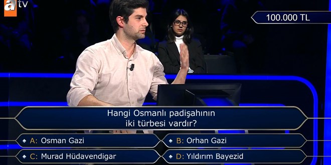 Hangi Osmanl� padi�ah�n�n iki t�rbesi vard�r?