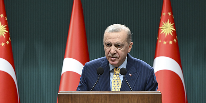 Erdo�an: Milletimizin sinir u�lar�yla oynayan al�aklara gerekeni yap�yoruz