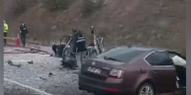 Ankara Kuzey �evre Yolu'nda kaza: 5 �l�