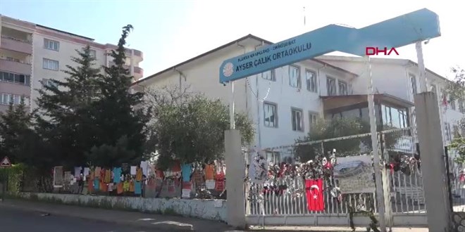 Ayser �al�k Ortaokulu'nda sessiz 23 Nisan