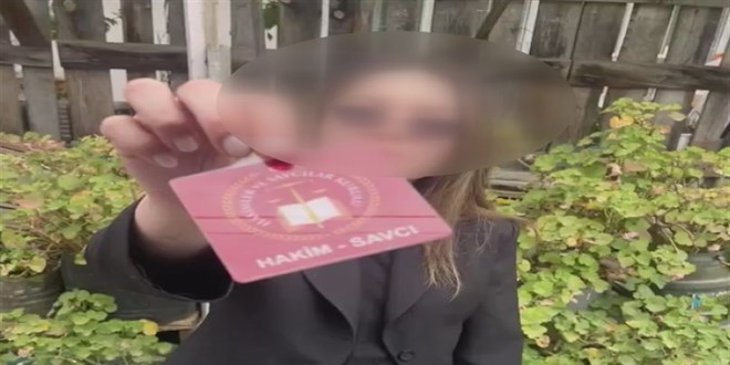 Tart��t��� s�r�c�ye kendisini savc� olarak tan�tan ��pheliye soru�turma