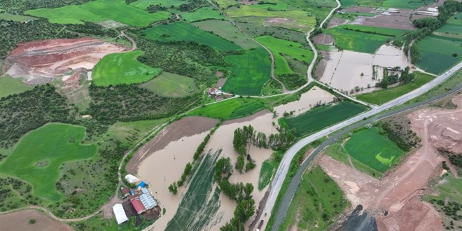 Tokat Valili�inden sel uyar�s�