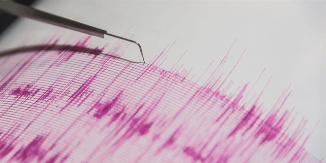 Malatya'da 5,6 b�y�kl���nde deprem oldu