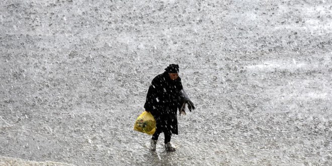 Meteoroloji 9 ili uyard�. S�cakl�k 38 dereceyi bulacak