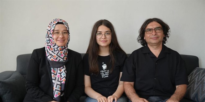 Ni�de'de ayn� aileden ikinci kez LGS T�rkiye birincisi