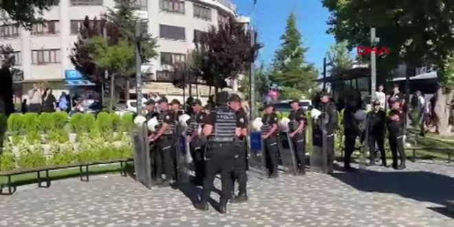 Etimesgut Belediyesi'ne operasyon. Be�ikcio�lu ve 55 ki�iye g�zalt�
