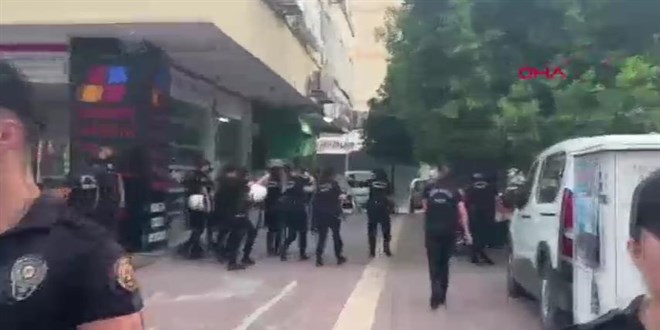 Furkan Vakf�'na operasyon: Alparslan Kuytul ve e�i ile �ok say�da ki�iye g�zalt�