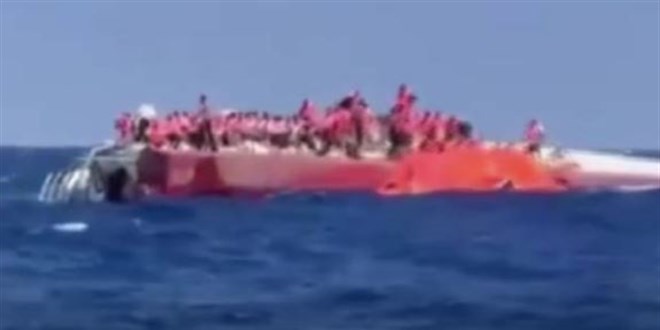 Batan gemideki son anlar kamerada