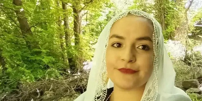 'Evde yok' dediler, 2 saat sonra odada as�l� bulundu