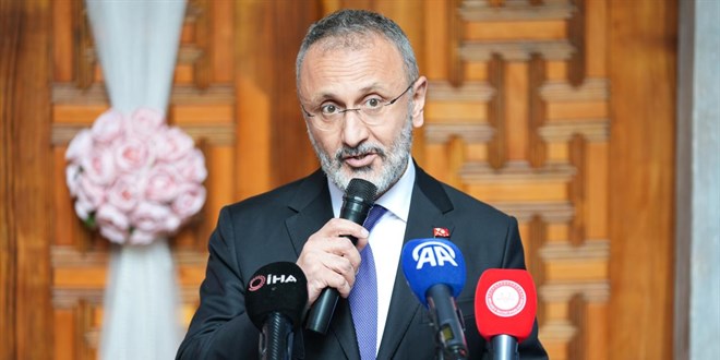 Ey�psultan Belediyesi'ne yolsuzluk soru�turmas�: 28 g�zalt�