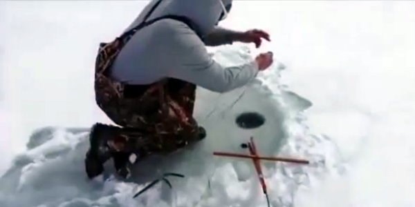 Amat�r bal�k��n�n oltas�na bak�n ne tak�ld�?