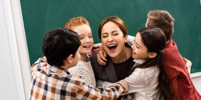 Bakan Sel�uk'tan ��retmen atamas� a��klamas�