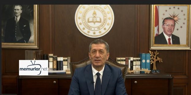 '��retmenlerimiz ��rencilerimizin kar��s�na ge�erek g�nl�k yakla��k 3 milyon ders yap�yor'