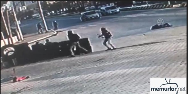 mus ta bir kisinin oldugu kavga guvenlik kamerasina yansidi memurlar net