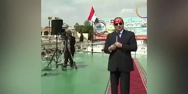 M�s�r'�n darbeci Cumhurba�kan� Sisi'nin siren �alan gemi ile imtihan�