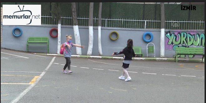 �lkokul ��rencileri y�z y�ze e�itime ba�lad�