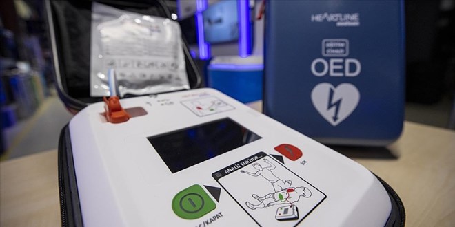 ASELSAN'dan yerli otomatik elektro�ok cihaz�