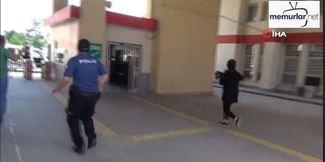 Polisler ��rencileri S�nava Yeti�tirebilmek ��in Zamanla Yar��t�