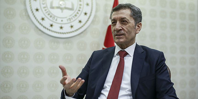 Bakan Sel�uk: Yeni d�neme Eyl�l ay�nda ba�layaca��z in�allah