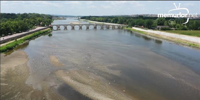 'Her �eysiz ya�ayabiliriz ama susuz ya�ayamay�z'